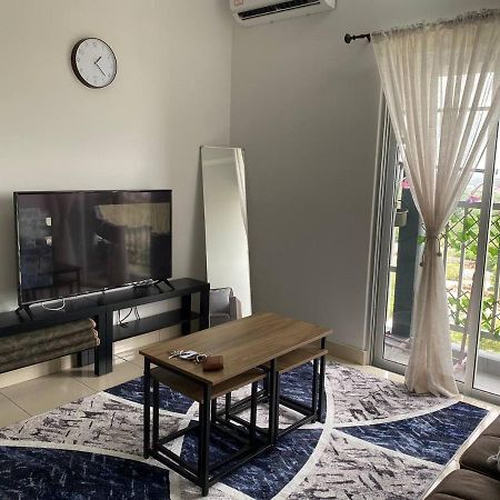 Alanis D'Semporna Homestay Сепанг Екстериор снимка
